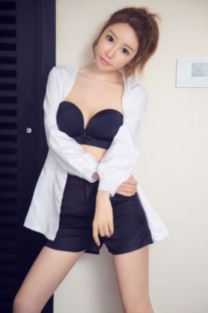 年轻的嫂子在线