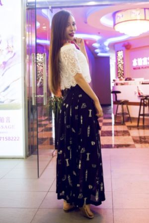 监禁女教师