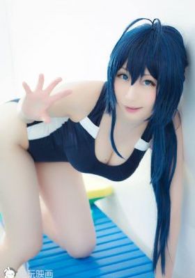 黄杏秀