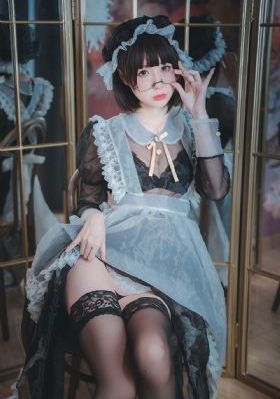 金发美女