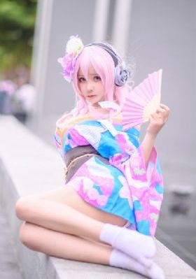 动漫美女被脱小内内香椿动漫